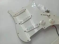 FENDER STRAT LOADED