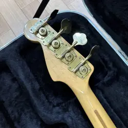 FENDER PRECISION SPECIAL