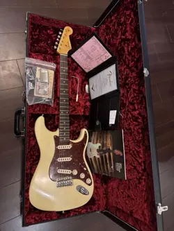 FENDER CUSTOM SHOP STRATOCASTER POSTMODERN NO.MG776