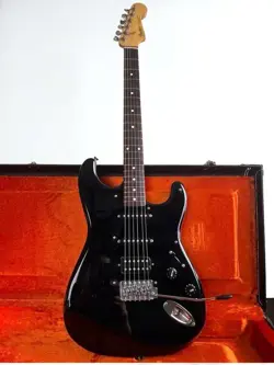 FUJIGEN SSH STRATOCASTER