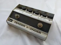EFFECT PEDAL MODEL BLENDER FENDER E4G36