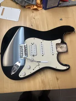 PICKGAURD BRIDGE BAR