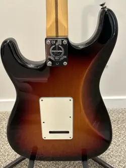 GUITAR SUNBURST FINISH