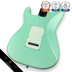 FENDER JUNIOR COLLECTION STRATOCASTER SATIN SURF GREEN W/ SOFT CASE TREMOLO ARM