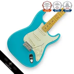 FENDER AMERICAN PROFESSIONAL II STRATOCASTER MIAMI BLUE MAPLE