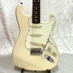 BY FENDER JAPANST62-DMC