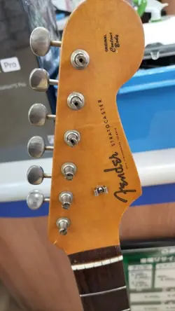 STRATOCASTER JV SERIAL