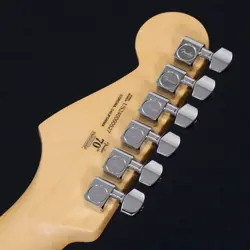 STRATOCASTER MAPLE MYSTIC