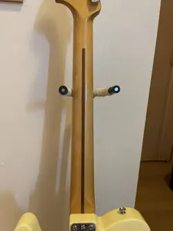 GUITAR FENDER VINTERA