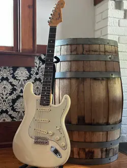 FENDER AMERICAN ORIGINAL '60S STRATOCASTER OLYMPIC WHITE ROSEWOOD FRETBOARD