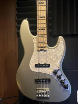 FENDER AMERICAN ELITE JAZZ BASS JAZZ BASS SAFE PACKING!
