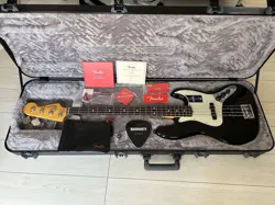 FENDER AMERICAN PROFESSIONAL II JAZZBASS SAFE PACKING!