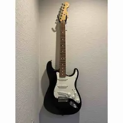 PRAYER STRATOCASTER FENDER