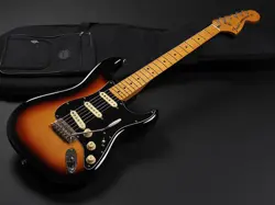 FENDER FENDER VINTERA