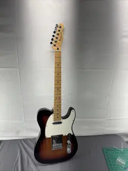 2021 FENDER PLAYER TELECASTER ELECTRIC GUITAR 3-TONE SUNBURST FINISH