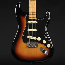FENDER FENDER VINTERA II 70S STRATOCASTER MAPLE ~3-COLOR SUNBURST~ #GGUX5