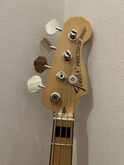 FENDER PJ