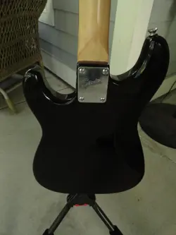 FENDER SQUIER MINI ELECTRIC GUITAR . BLACK