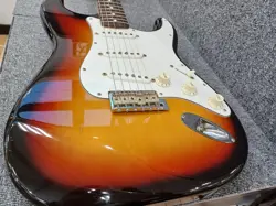 ST62-58US ELECTRIC GUITAR-01