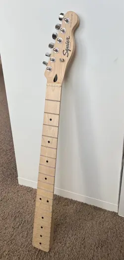 ELECTRIC GUITAR NECK MAPLE FENDER TELE SQUIER PRISTINE LOADED WITH TUNERS CLEAN