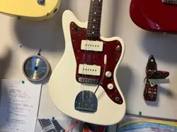 FENDER JAPAN MIJ TRADITIONAL 60S JAZZMASTER WHITE ELECTRIC GUITAR