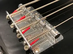 FENDER SQUIER P-BASS