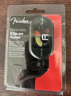 FENDER FCT-12 CHROMATIC CLIP-ON TUNER FOR GUITAR UKULELE BASS VIOLIN & MANDOLIN