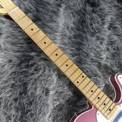 TELECASTER CUSTOM BURGUNDY