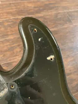 PRECISION BASS 4-BOLT