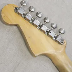 FENDER VINTAGE JAZZMASTER