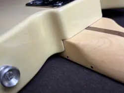 FENDER 60TH ANNIVERSARY AMERICAN STANDARD TELECASTER ASH HONEY BLONDE SAFE DELIV