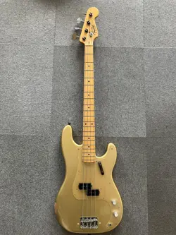 8/1 FENDER AMERICAN