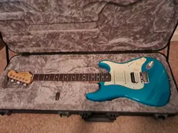 MINT FENDER AMERICAN PROFESSIONAL II STRATOCASTER HSS!!!!!!!!