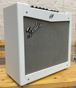 AMP WHITE USED