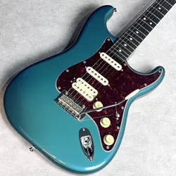 FENDER LIMITED PLAYER II STRATOCASTER HSS W/SOFT CASE USED