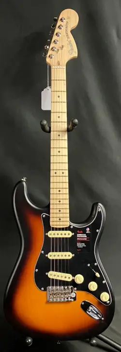 FENDER AMERICAN PERFORMER TIMBER STRATOCASTER ELECTRIC GUITAR 2-COLOR SUNBURST