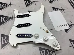 NOISELESS STRAT PICK