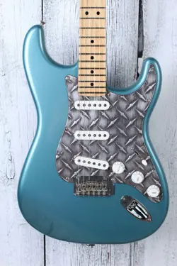 GUITAR TIDEPOOL WITH