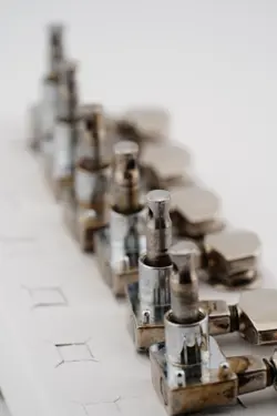 TUNING MACHINES KEYS