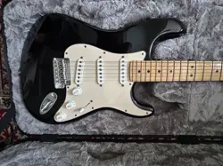 WITH HARDSHELL MOLDED