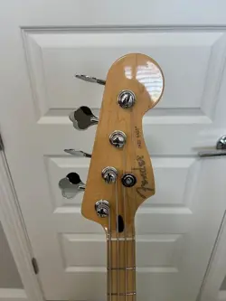 JAZZ BASS BUTTERCREAM