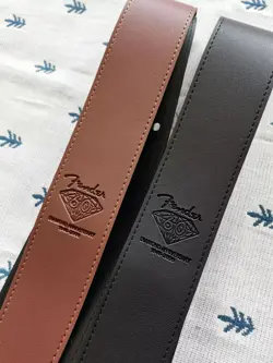 GUITAR STRAP BROWN