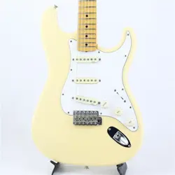 YWH SN.S024049 STRATOCASTER