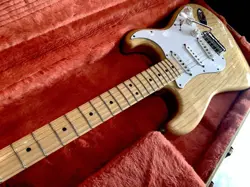 FENDER JAPAN ST71-85TX NO.DG1637