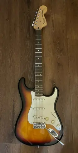 2013 FENDER SQUIER VINTAGE MODIFIED 70'S STRATOCASTER ELECTRIC GUITAR SUNBURST