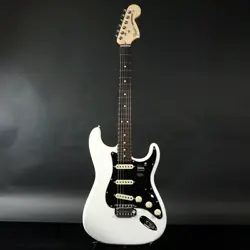 NEW FENDER AMERICAN PERFORMER STRATOCASTER, ROSEWOOD ARCTIC WHITE SN US240031945