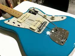 FENDER USA AMERICAN PROFESSIONAL2 JAZZMASTER MN MBL MIAMI BLUE ELECTRIC GUITAR