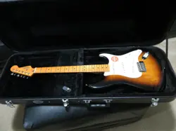 50S VIBE STRATOCASTER