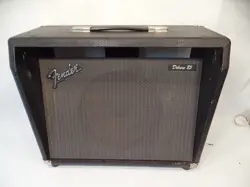 85 GUITAR AMPLIFIER