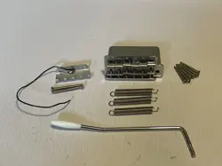 90'S FENDER USA ERIC CLAPTON SIGNATURE STRATOCASTER 6 POST CHROME TREMOLO BRIDGE